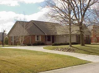 8021 Timberwood Ct, Plainfield, IN 46168