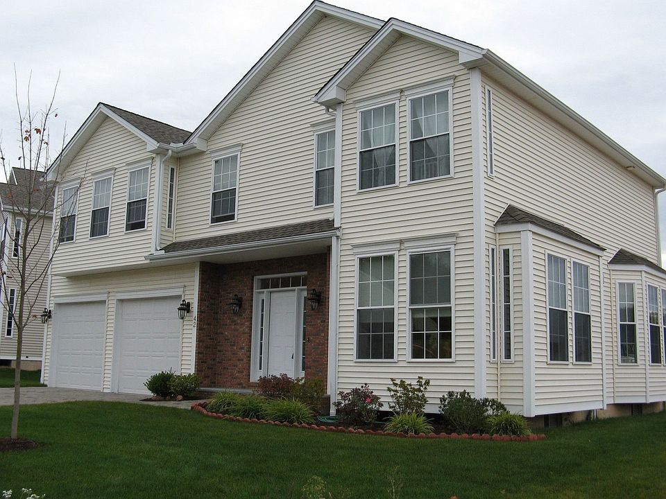 42 Snowberry Lane 06085