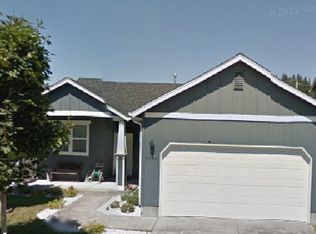 5766 Montclaire Way, Springfield, OR 97478