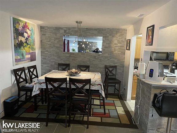 4th image of 56409 Scotland Blvd #87