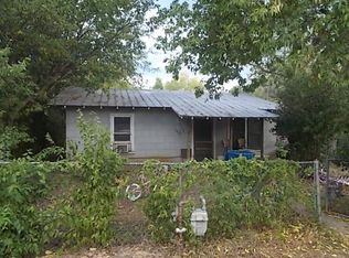 2809 Locust St N, Kerrville, TX 78028