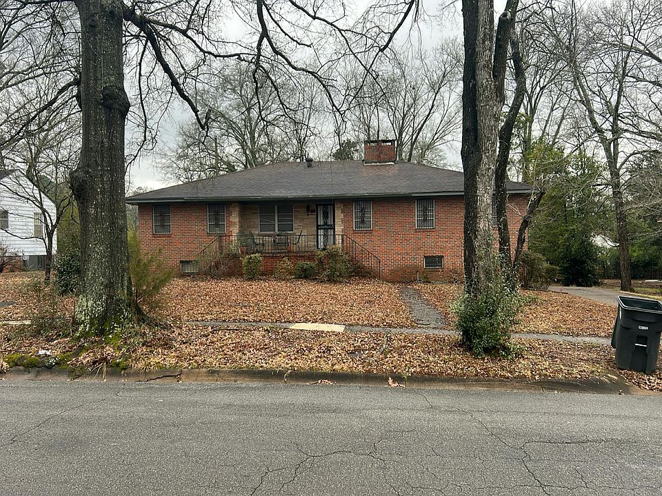 1st image of 304 Red Oak Rd
