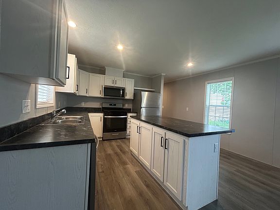 4th image of 4310 Meadow Lane Dr #1106
