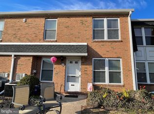 1098 Harbour Dr, Palmyra, NJ 08065
