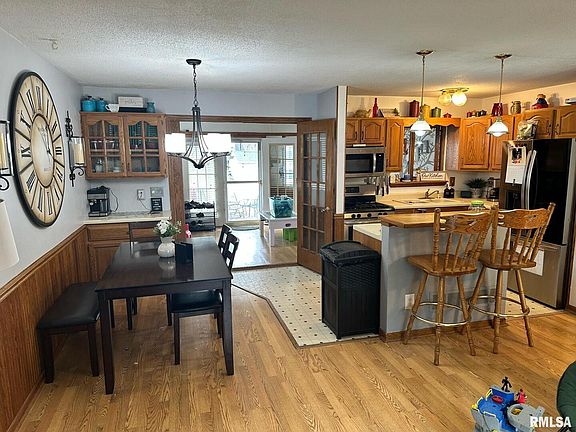 5th image of 1904 Kings Dr