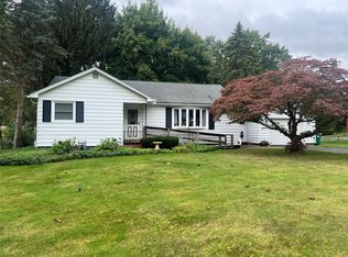 5228 Exeter Rd, Erie, PA 16509