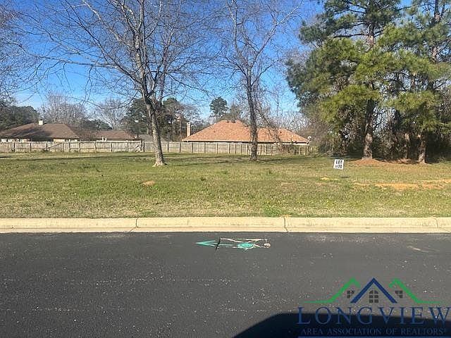 1st image of 3601 Lakewood Ln