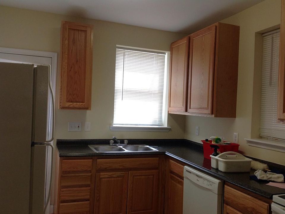 1st image of 1417 N Central Ave #A