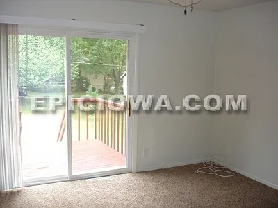 1625 27th St NW — Photo 11