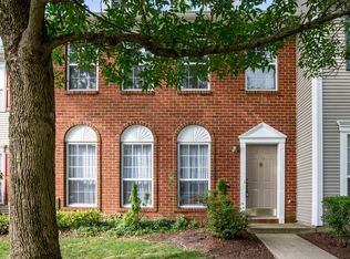 195 Shrewsbury Ct #195, Pennington, NJ 08534
