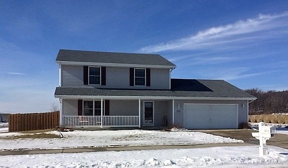 1st image of 4701 Parkwood Dr