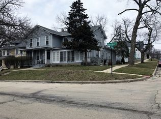 400 Mountain St, Elgin, IL 60123