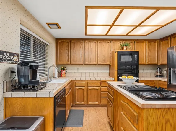 7018 San Felipe Ct, Citrus Heights, CA 95621
