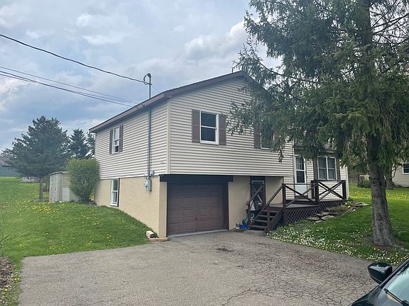 3rd image of 3635 Luker Rd