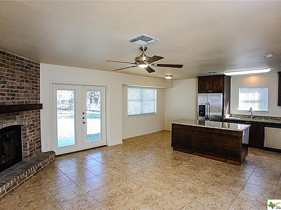3rd image of 248 Glenbrook Dr