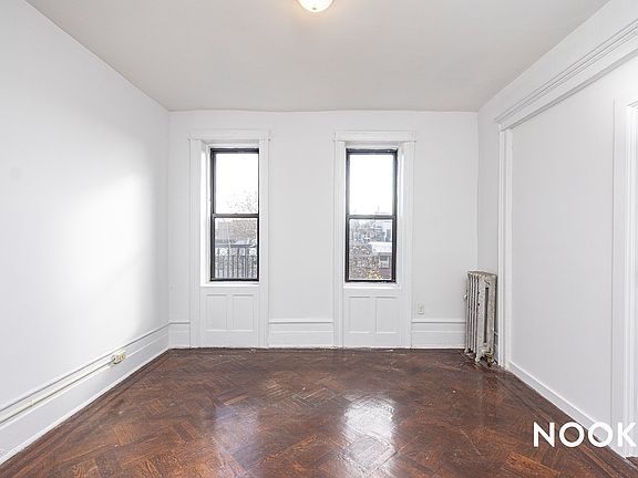 4th image of 267 Clifton Pl #D1