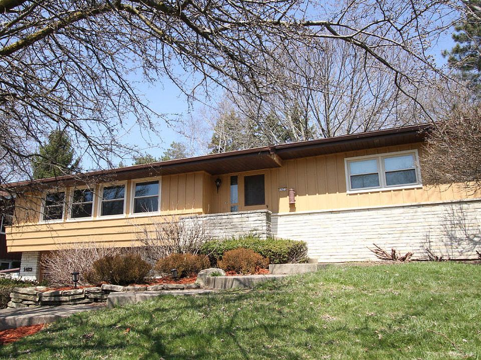 1st image of 1423 Hawthorn Dr