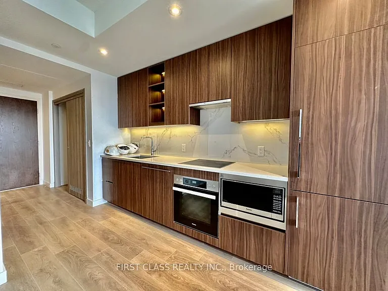 27 McMahon Dr #1003 — Photo 7