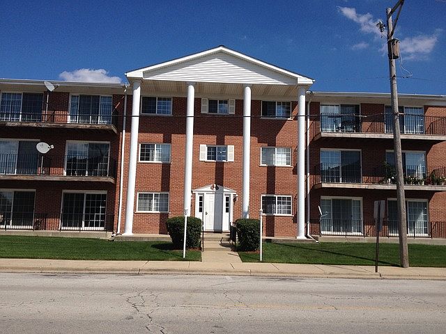 1st image of 9401 Melvina Ave APT A5