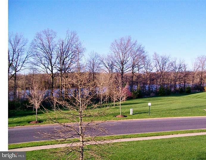 2nd image of 141 Horseshoe Dr