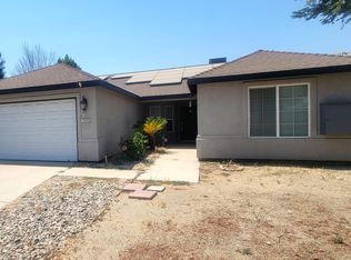 1352 River Ct, Porterville, CA 93257