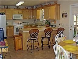 3rd image of 8004 Omaha Ct