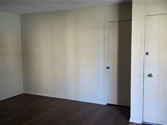 3rd image of 2300 N Mountain Ave #3