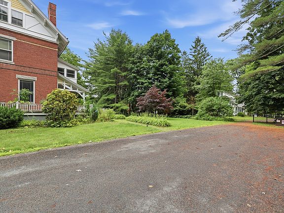 3rd image of 1 Florence St #2