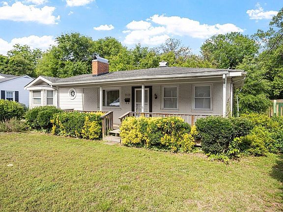 2nd image of 1111 Brookside Dr