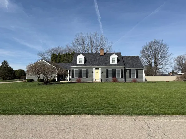 1565 Ridgeview Ct, Piqua, OH 45356