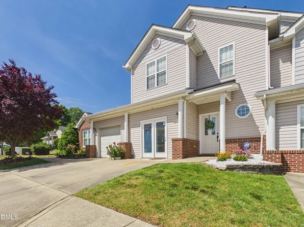 2748 Andover Glen Rd, Raleigh, NC 27604