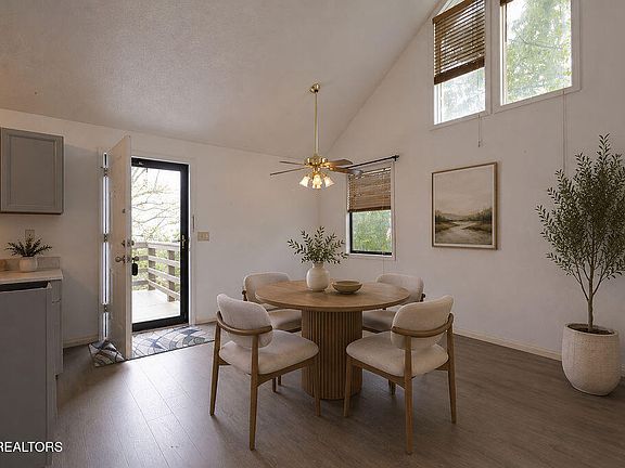 5th image of 391 Moytoy Rd #202