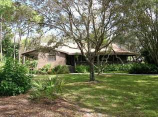 10250 Hazel St, Largo, FL 33778
