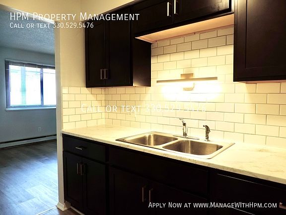 4th image of 1017 Howe Ave APT 15