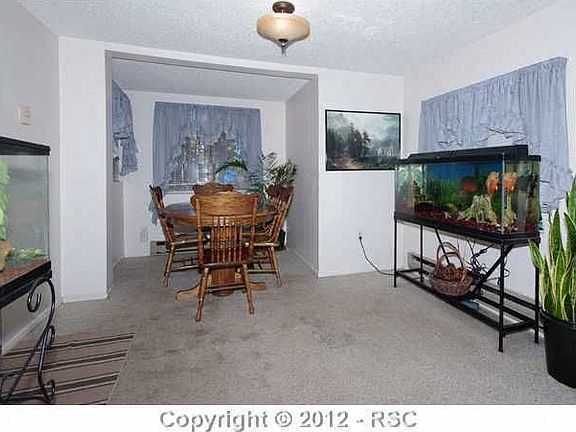 5th image of 101 W Gunnison Ave
