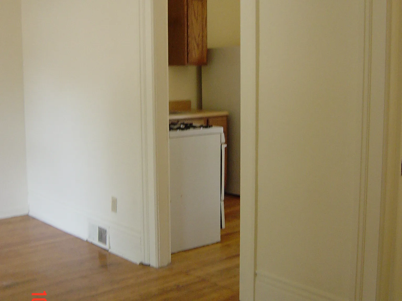 Studio, 380 sqft, $750 — Photo 3