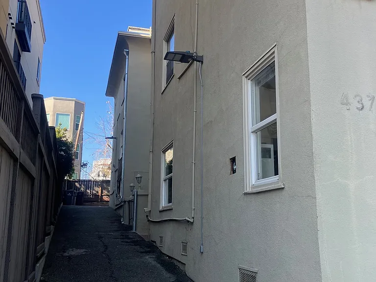 437 Euclid Ave #4 — Photo 14