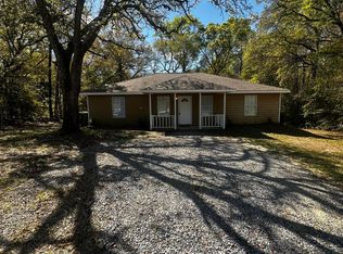 22226 Red Bluff Rd, Moss Point, MS 39562