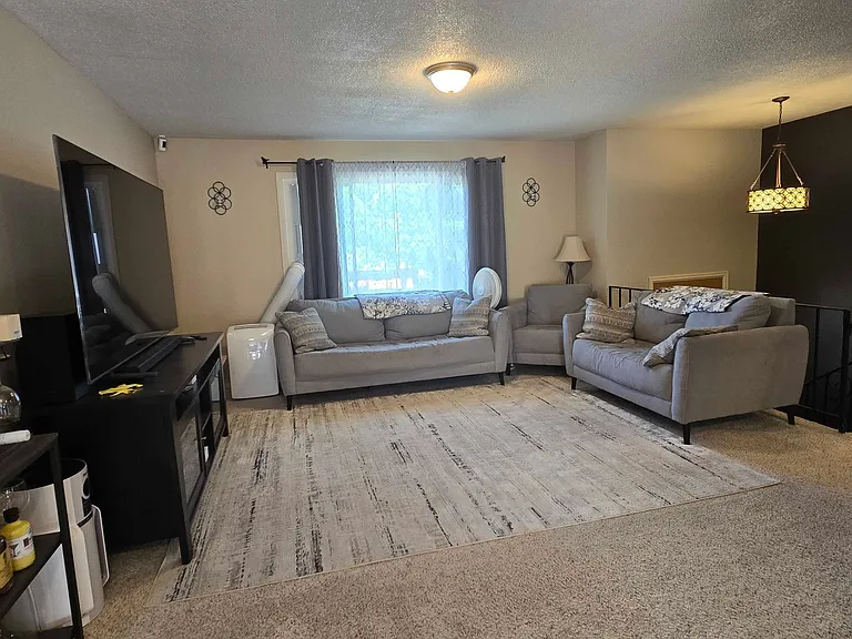 4800 King Arthur Way — Photo 5