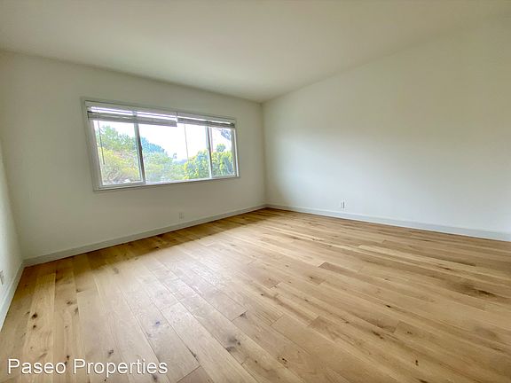 3rd image of 71 Roque Moraes Dr #1