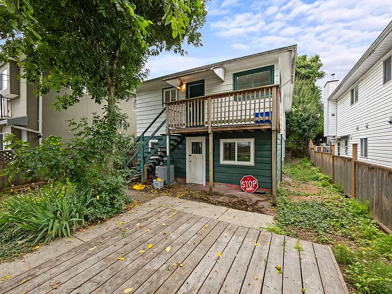 4736 Knight St — Photo 18
