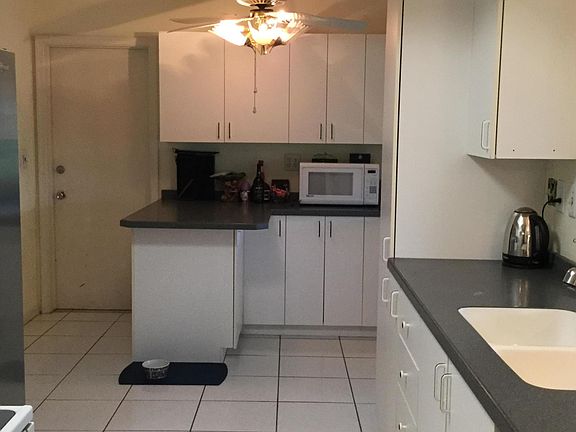3rd image of 5302 NW 49th Ave