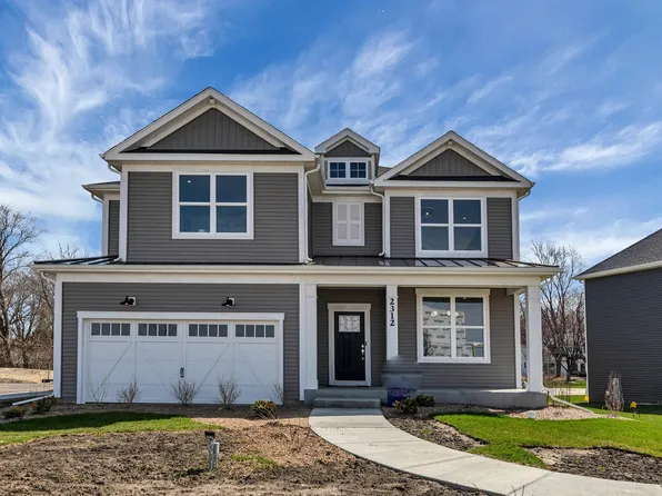 2456 Weatherbee Ln, Naperville, IL 60563