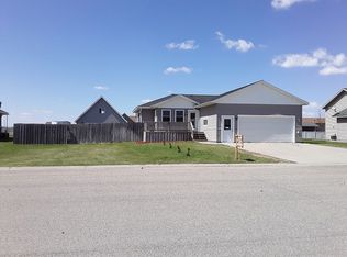 826 8th Ave SW, Perham, MN 56573