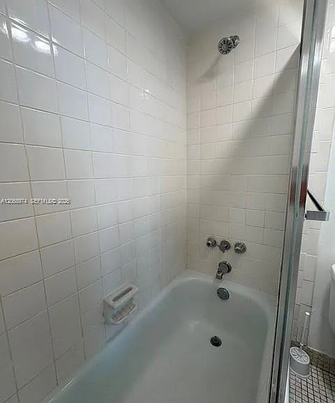 9440 Poinciana Pl #404 — Photo 9