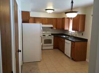 6143 Torrington Rd, Kalamazoo, MI 49009