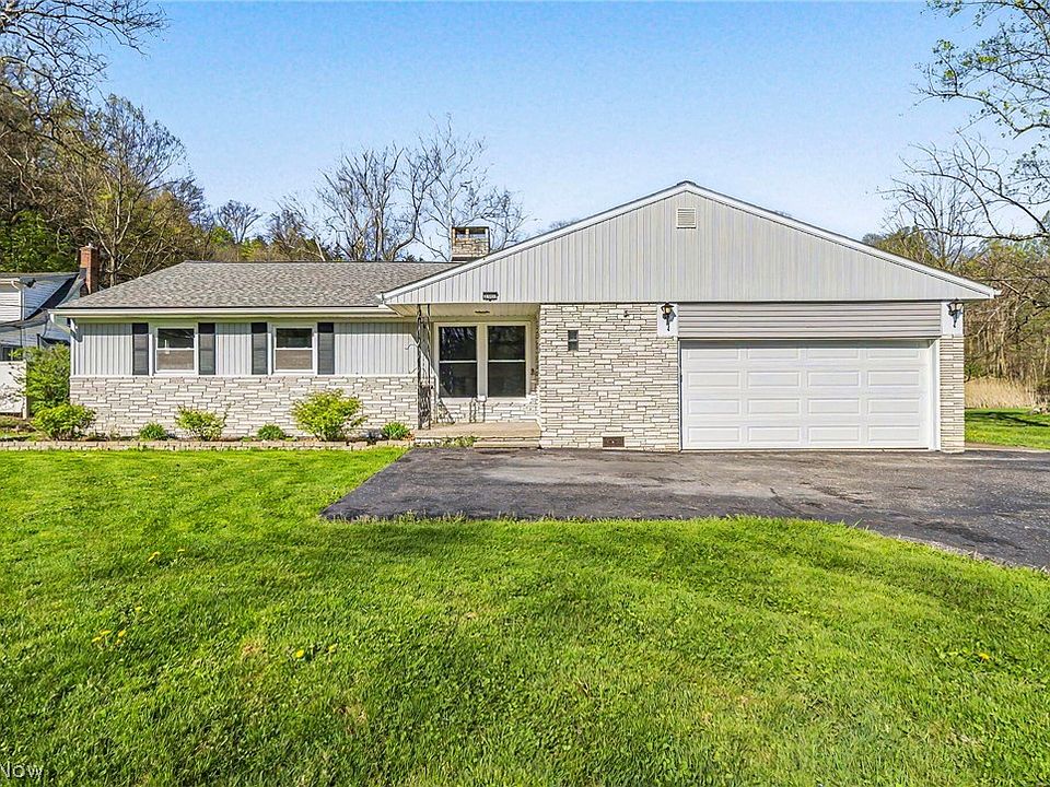 1st image of 2360 Trailard Dr