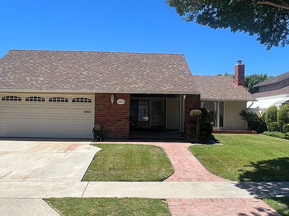 2nd image of 14811 Birchwood Pl