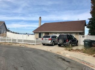 910 Funquest Dr, Fallbrook, CA 92028