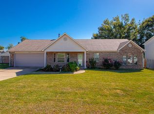 13805 Carrington Place Dr, Alexander, AR 72002